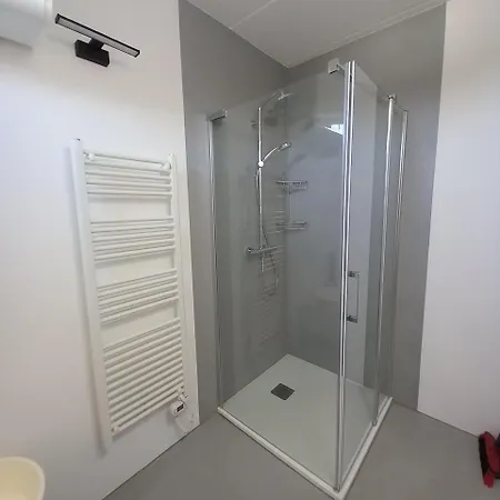 Apartman Fully Renovated Stinjan Near The Póla