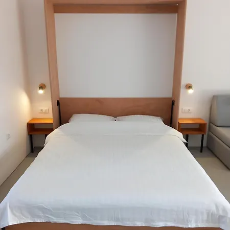 Fully Renovated Stinjan Near The アパート