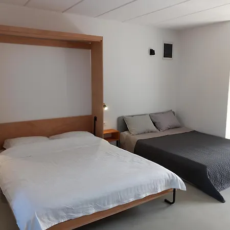 Fully Renovated Stinjan Near The
